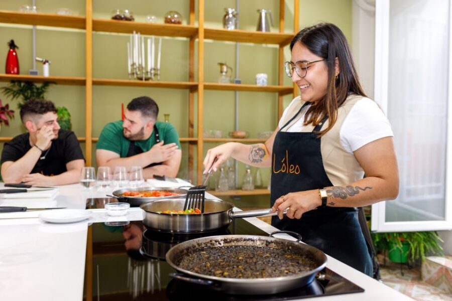 Madrid: Tapas & Paella Cooking Class with Expert Chef - Finding Chef Lola’s Kitchen in Central Madrid