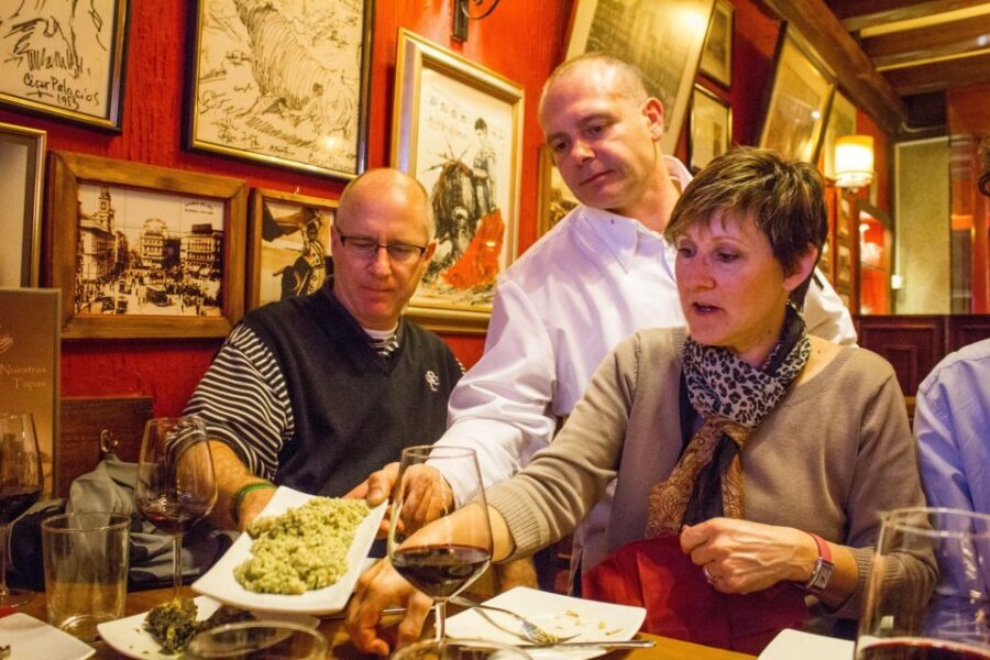 Madrid: Tapas & Wine Tasting Tour with Local Guide - A few smart tips to make your night easier