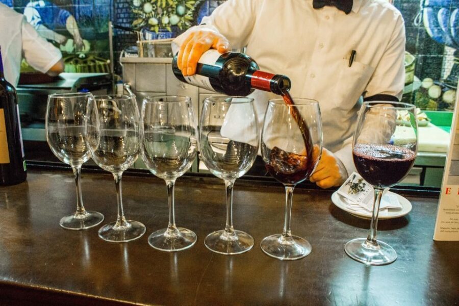 Madrid: Tapas & Wine Tasting Tour with Local Guide - Who should book this tapas and wine tour