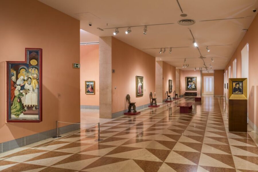 Madrid: Thyssen-Bornemisza Museum Guided Tour & Entry Ticket - How the guide style shows up in the museum (and why it matters)