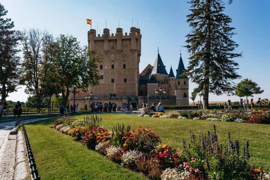 Madrid: Toledo & Segovia Full Day Guided Tour with Alcázar - Segovia: Roman aqueduct power and cathedral scale