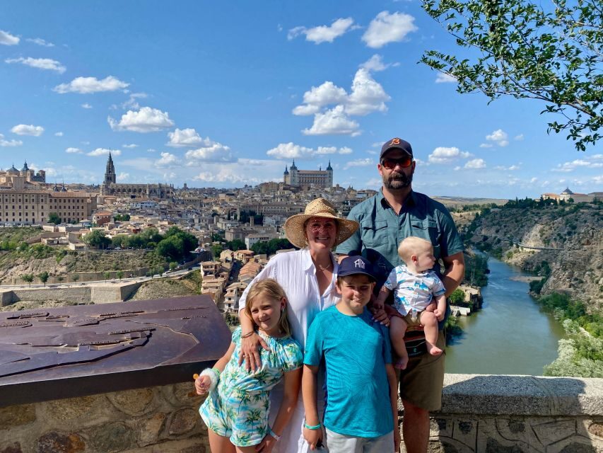 Madrid: Tour Toledo y Segovia, 8 destinos imprescindibles - Mercedes-Benz comfort (and why it matters more than you think)