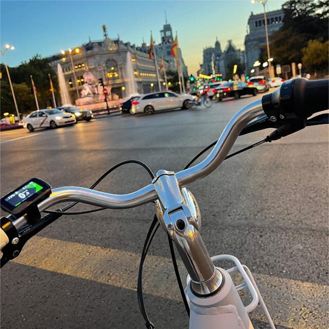 Madrid: Vintage Bike Rental with Tourist Map - The antique map: your route, your facts, and your tapas shortcut