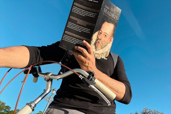 Madrid : Vintage Bikes Rentals with Old Map - Starting on C. de Moratín: a vintage bike that gets you rolling