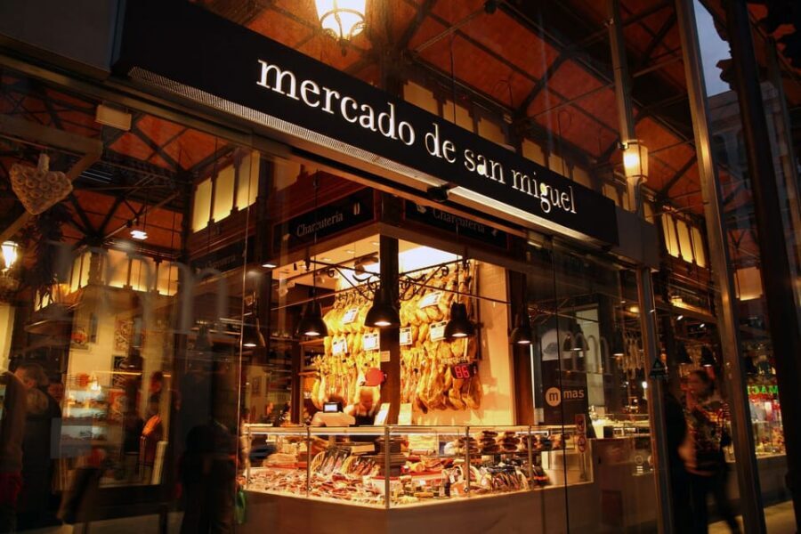 Madrid: VIP Prado Museum & city highlights with Hotel pickup - Plaza de España to Cervantes: seeing the city’s literary muscle