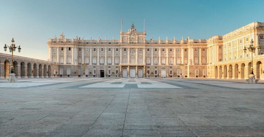 Madrid: Visit to the Royal Palace & Walking Tour of the City - Inside the Madrid Royal Palace: Felipe V, Court Art, and the Stradivarius Palatinos