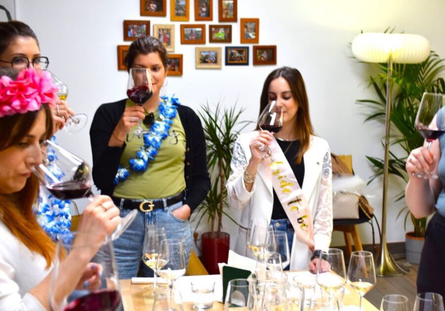 Madrid: Wine Tasting Experience with 4 Spanish Wines - Your tapa and aperitif: pairing that makes the wines click
