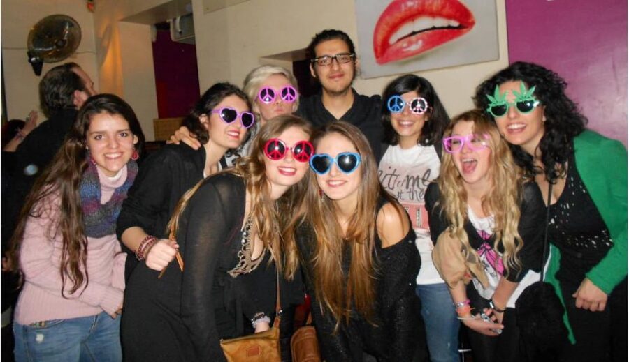 Madrid Wine Tasting, Flamenco Class and Pub Crawl - What to bring so the night stays smooth