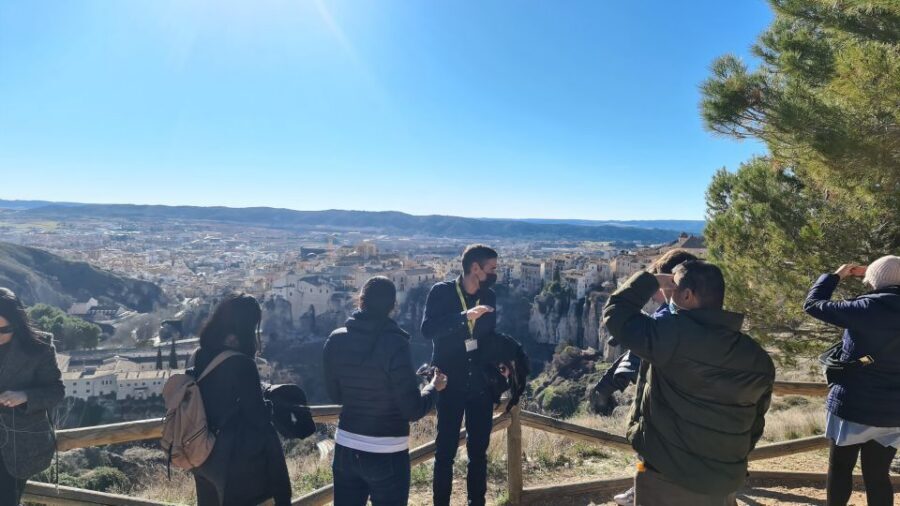 Madrid:Full Day Trip to Cuenca, Cathedral and Hanging Houses - The last guided stretch and the return to Madrid
