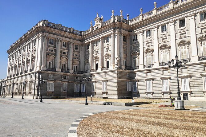 Madrid's Royal Palace & Prado Museum Private Walking Tour - Street landmarks you’ll actually remember (Sol, Neptuno, Isabel II)