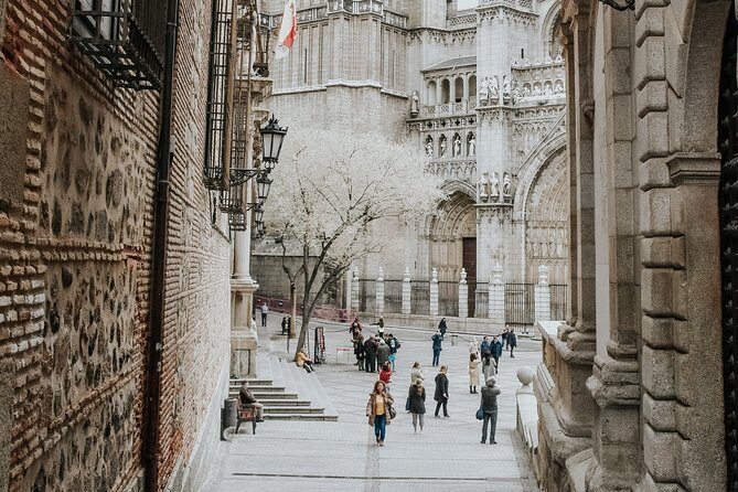 Magical Toledo - Half Day Trip from Madrid with culinary tasting - Mirador del Valle and Zocodover: Photo Time and a Real Break