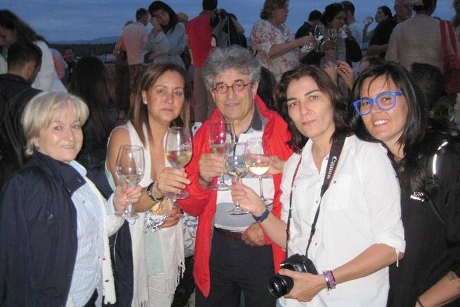 Medieval Castles, Wineries Experience with Tasting from Madrid - Small-Group Service and the Guide Factor That Makes It Click