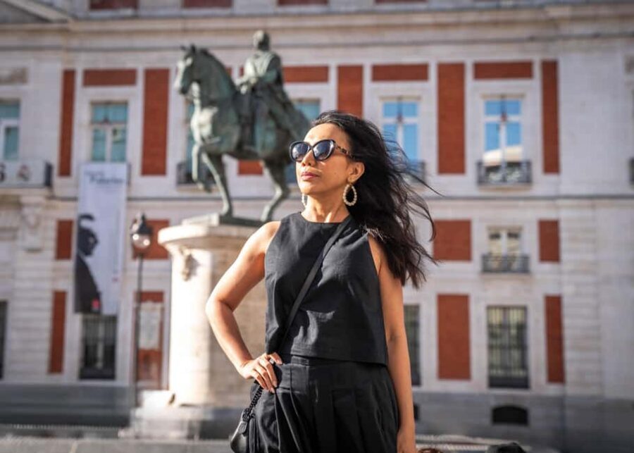 Memorable Photographic Tour of Madrid - Languages and Timing: English and Spanish, On the Clock