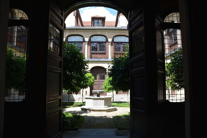 Monastery Royal Barefoot Visit with entrance without waiting for queues - Should you book? My straight answer