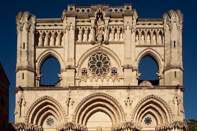 Monumental Basin Day Guided Tour - Torre Mangana: the clocks and the city’s big-picture views