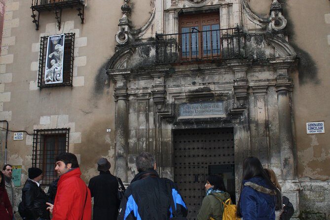 Monumental Basin Day Guided Tour - Casas Colgadas: the Hanging Houses and their wooden balconies