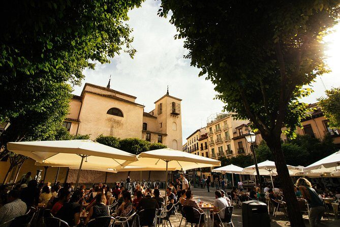 Off the Beaten Track in Madrid: Private City Tour - Start at Plaza de Sta. Bárbara: How the Meeting Works in Real Life