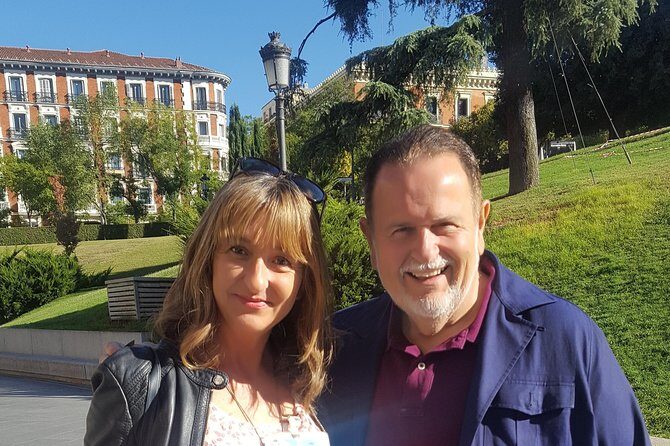 Prado Museum and Retiro Park Private Guided Tour - Hotel Pickup and Getting There Without Headaches