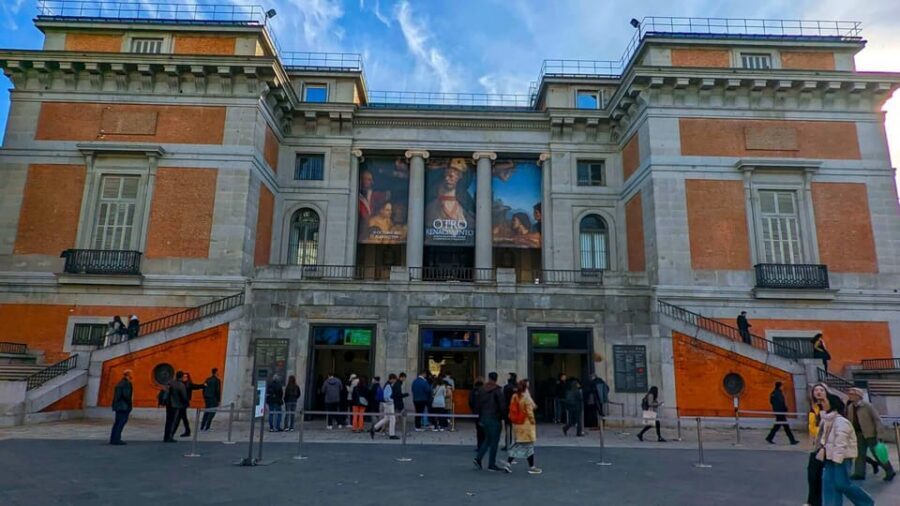 PRADO MUSEUM HIGHLIGHTS PRIVATE TOUR - From Renaissance to Romanticism: the guide helps you “read” paintings