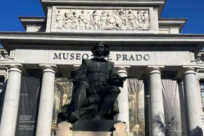 Prado Museum Private Guided Tour - The meeting point: Monumento a Goya to start with confidence