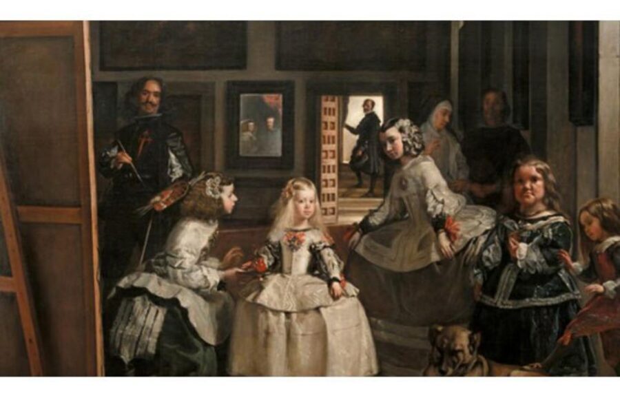 Prado Museum VIP tour with an art Expert, tickets included - Finding your guide under Goya’s statue