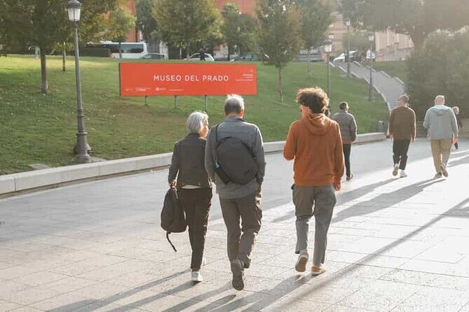 Prado walking Tour with an Art Lover - Ending Inside the Museum: Get Your Bearings for More Looking