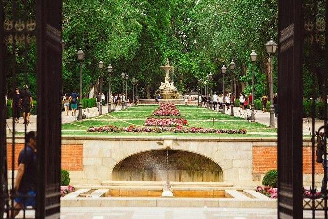 Private City Kickstart Tour: Madrid - Plaza Mayor: The City’s Centerpiece You Can Visit for Free
