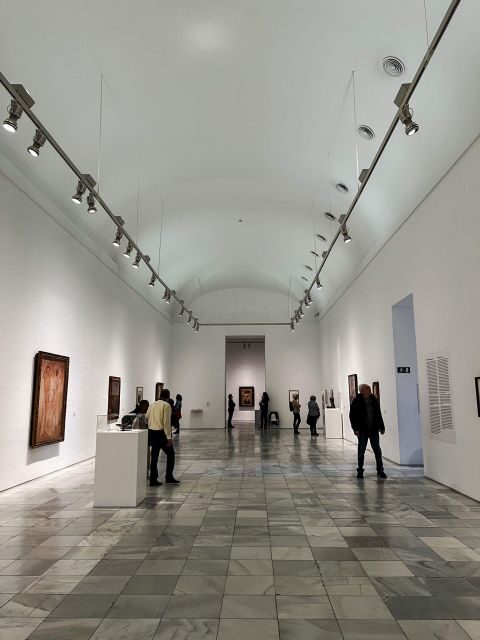 Private Guided tour Afternoon Art Delight at Reina Sofía - Price and value: $412 for up to 3 people