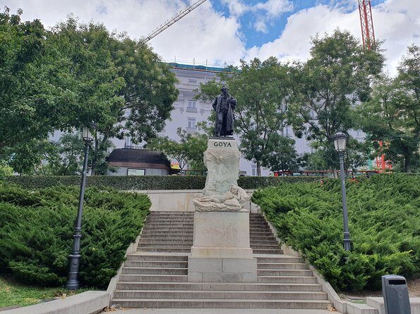 Private Guided Tour of the Prado Museum - Entering the Prado without waiting in line