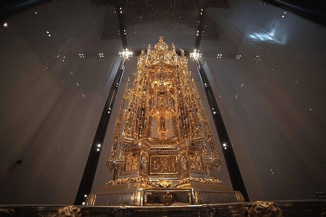 Private: Guided visit to the Toledo Cathedral - Your Starting Point: Zocodover Square and Pickup Next to the Yellow Mailbox