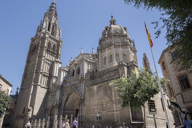 Private Guided Walking tour in Toledo (2 or 3 or 6 hours) - Catedral del Mazapan and San Juan de los Reyes: the stops you’ll want to actually look at