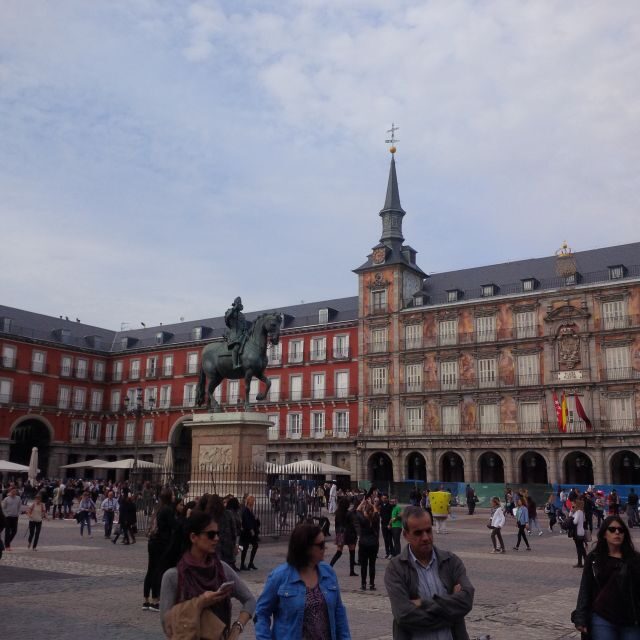 Private Madrid Highlights Walking Tour - What you’ll actually see