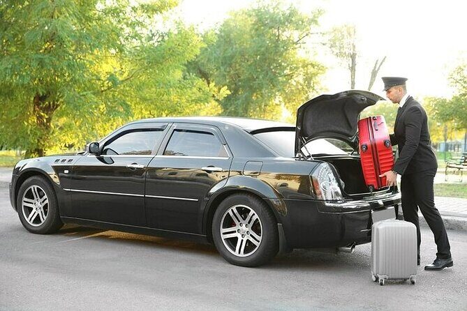 Private One-way Airport Transfer Madrid Airport To Madrid - Getting to Your Madrid Door: Why This Saves Time (and Energy)