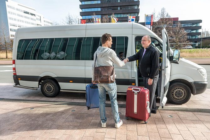 Private transfer departure from City Centre to Madrid Airport - The Drive Into Madrid: No Detours, Just Arrival Relief