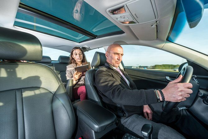 Private transfer departure from City Centre to Madrid Airport - Timing: The 30-Minute Ride vs The Airport Reality