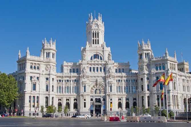 Private Transfer: Madrid to Madrid Airport MAD in Luxury Van - Hygiene and safety that happen before the ride