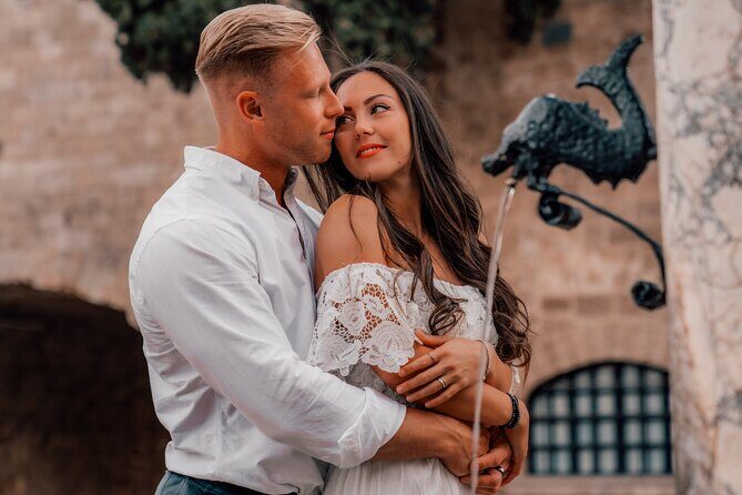 Private Vacation Photoshoot with Photographer in Madrid - Price and value: $142.97 for a private, high-output shoot