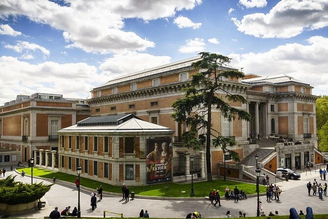 PRIVATE VIP : Prado Museum with an Art expert. Tickets & skip line - Why an art expert makes this Prado visit feel different