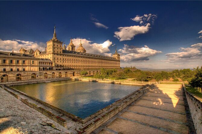 Private VIP visit El Escorial Palace, Monastery, Villa & Garden - Start at the Royal Library: Real Biblioteca del Monasterio