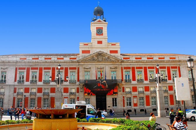 Private walking tour Madrid: Secrets and must - Stop 2: Plaza de la Villa and the medieval layer