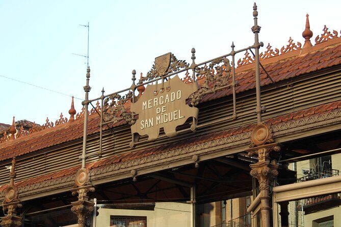 Private Walking Tour of the Center of Madrid and Retiro - Puerta del Sol and Plaza Mayor: two squares that teach you Madrid’s rhythm