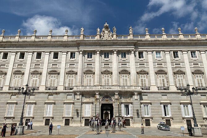 Royal Palace Madrid Small Group Tour with Skip the Line Ticket - Audio headsets: the quiet MVP in crowded rooms