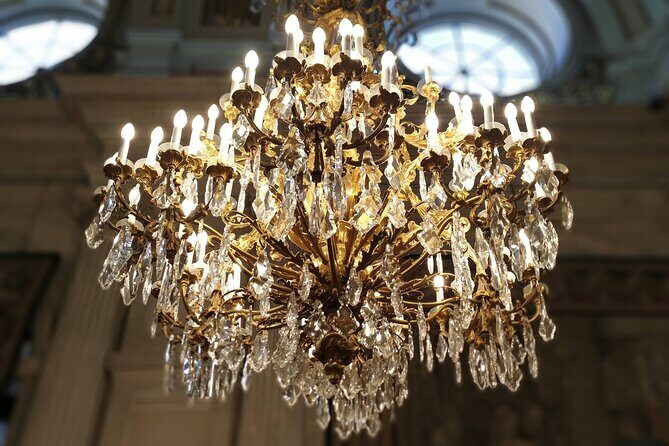 Royal Palace Madrid Small Group Tour with Skip the Line Ticket - What to expect during the 90 minutes inside the Royal Palace
