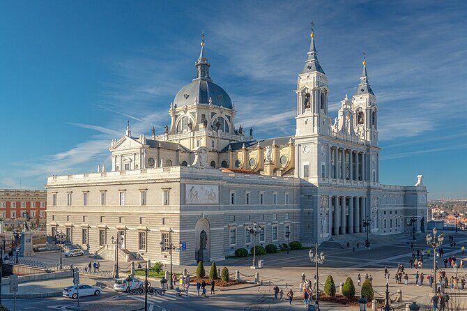 Royal Palace of Madrid and Almudena Cathedral Afternoon Tour - Start at Felipe IV, then line up the center’s landmarks
