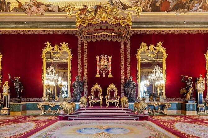 Royal Palace of Madrid and Almudena Cathedral Afternoon Tour - Crowds, heat, and pacing: your best strategy in Madrid’s center
