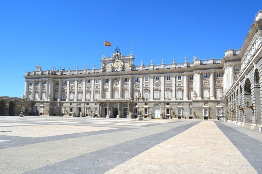 Royal Palace of Madrid Skip-the-Line and Retiro Park Tour - Key Things I’d Pay Attention To