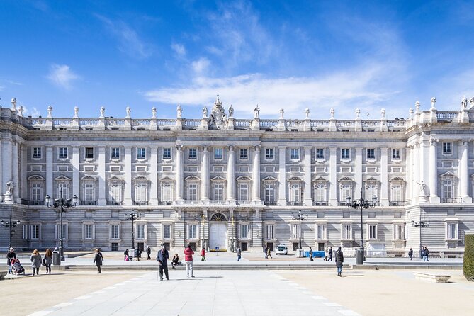 Royal Palace of Madrid Skip the Line Guided Tour - Your guide matters: what to expect from the narration
