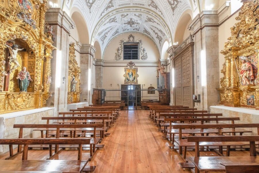 Salamanca: Convent of Las Claras with Free Audioguide - Entering the Church: Murals and the Polychrome Roof