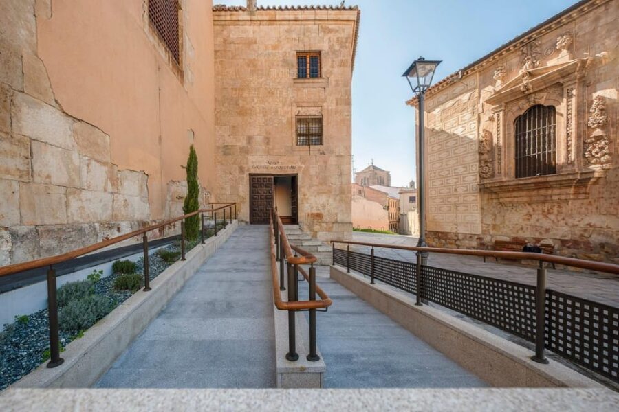 Salamanca: Convent of Las Claras with Free Audioguide - What to Look For at Each Stop (So You Don’t Miss the Best Bits)