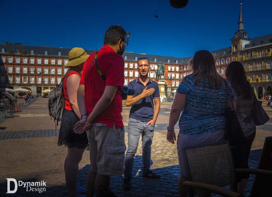 Secret Food Tours Madrid - Vermouth and the tapa of the day: how Madrid does its aperitivo